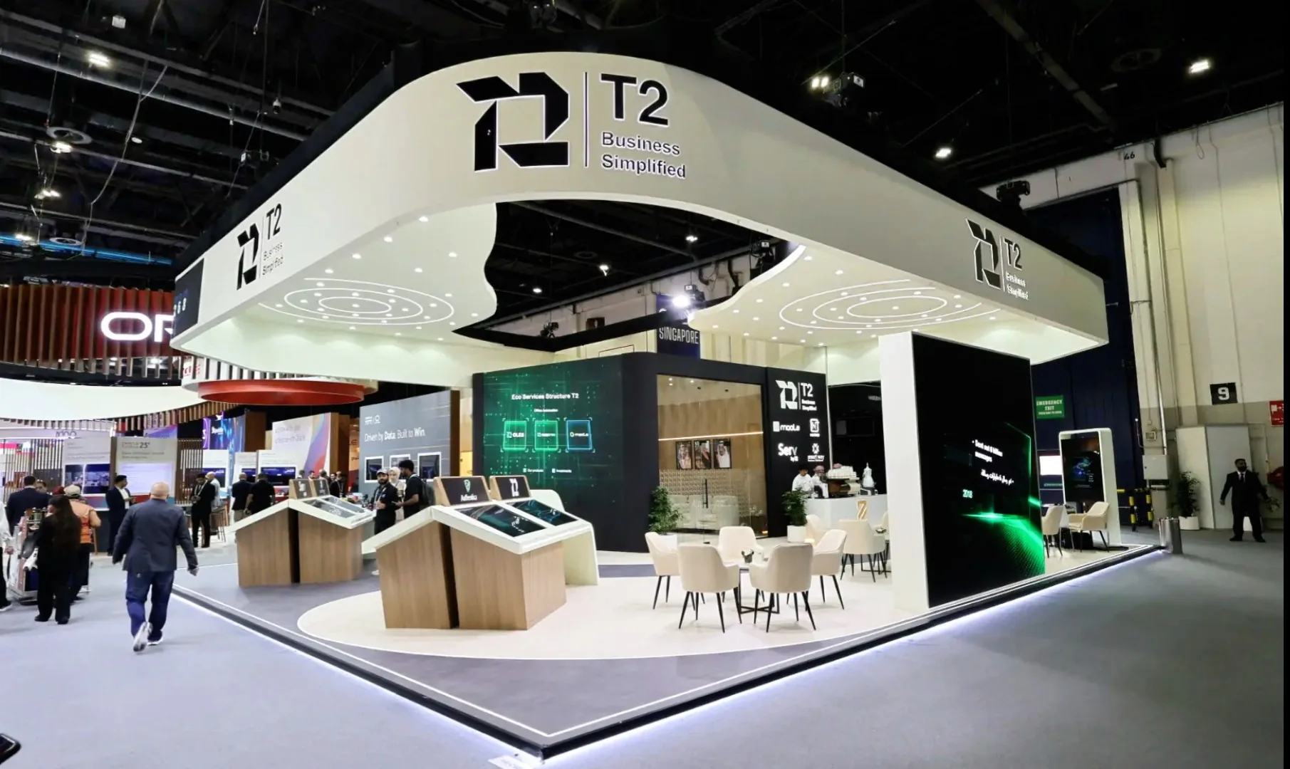 T2 Post stand display detail
