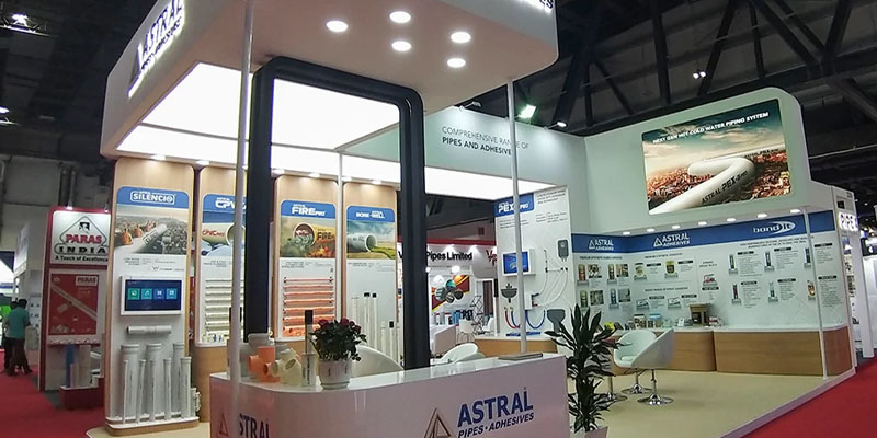 Exhibition stand contractor in Dubai delivering custom exhibition booth designs